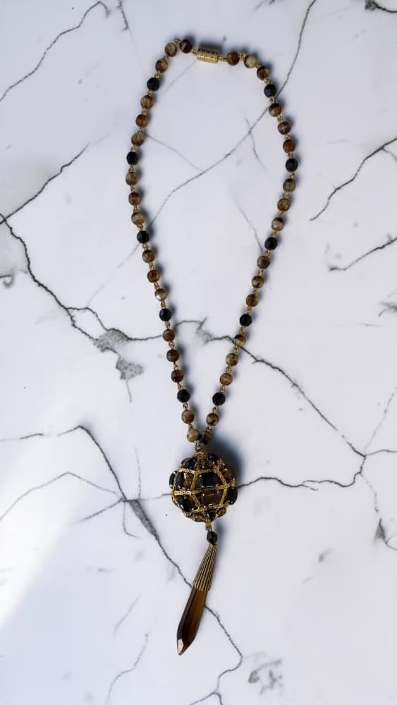 Faceted Agate Bead Necklace with Ornate Pendant