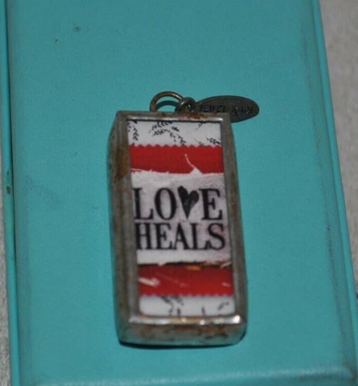 Jewel Kade Silver Heart Charm Pendant- βLOVES HEALSβ stunning fun