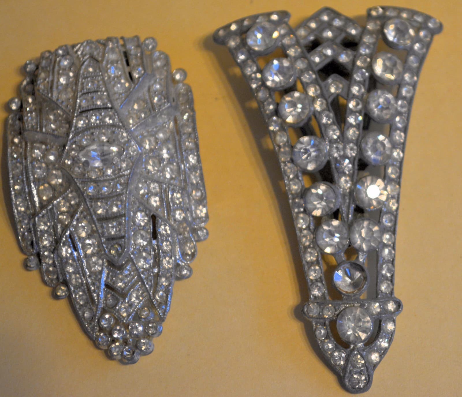 Vtg Antique Fur Dress Clip Pin RUNWAY HUGE 3.25" Long Clear Rhinestone art deco