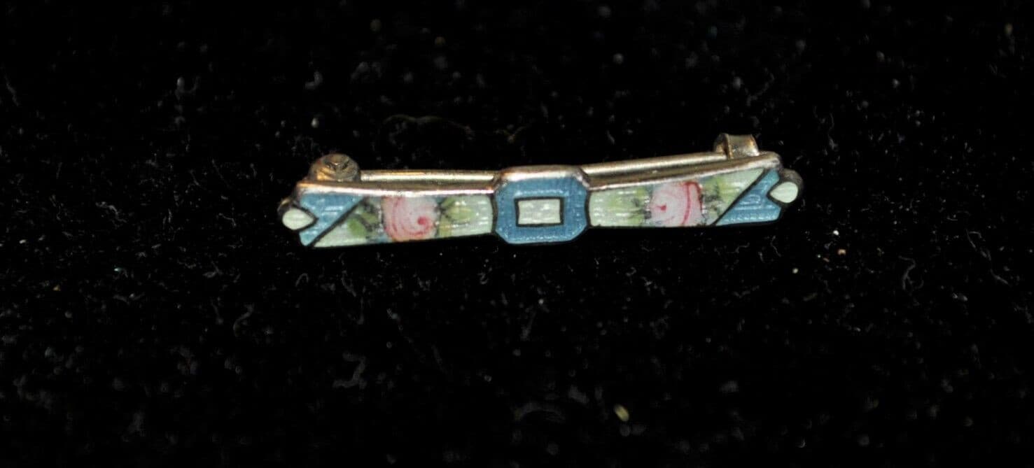 Guilloche Enamel on Sterling small BAR Pin White with Roses