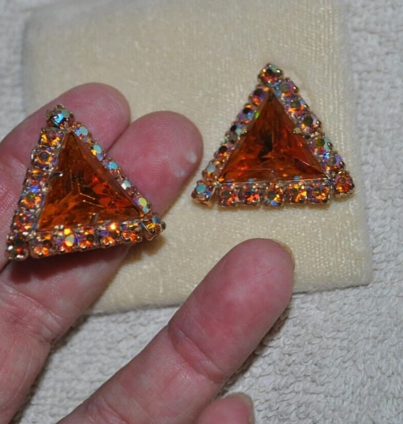 Vintage Rhinestones Earrings Citrine color borealis Cocktail Clip On