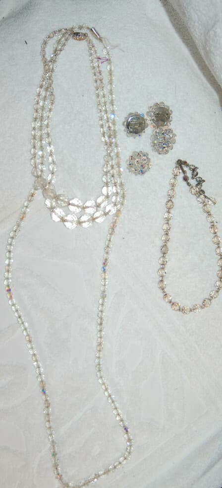 VINTAGE CRYSTAL RHINESTONE LOT laguna earrings necklace sets collection