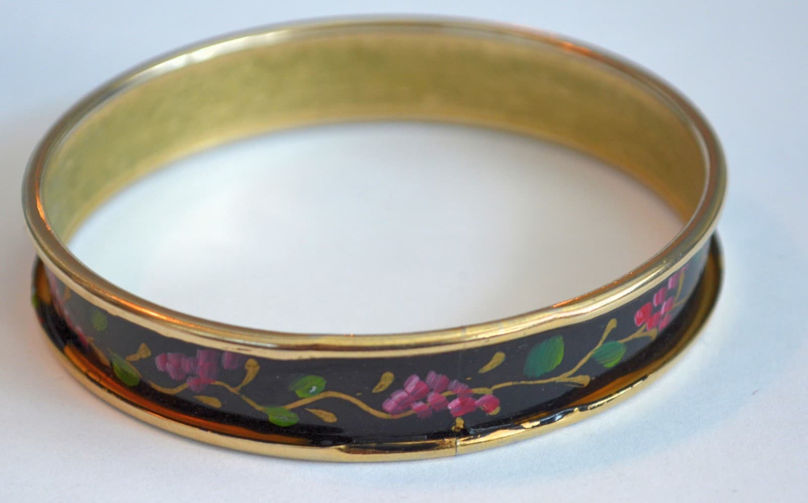 vintage painted Jeanne black and Pink Enamel Flower Bangle Bracelet