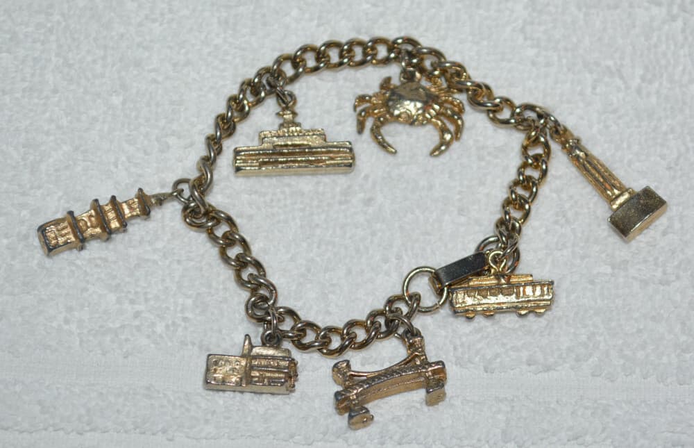 vintage Charm Bracelet San Francisco China Town Golden Gate Trolley Silver Tone