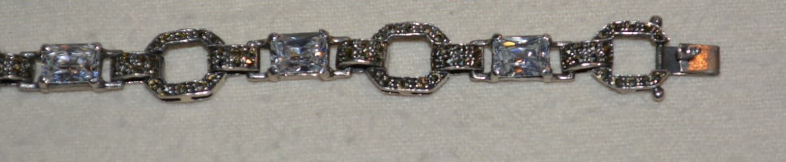 Vintage sterling silver crystal marcasite estate bracelet 18 grams 7.5" ELEGANT