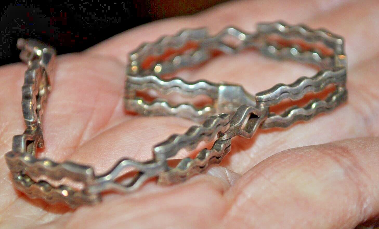 vintage long design bar links sterling Silver Italy Bracelet 11.7 g 7"