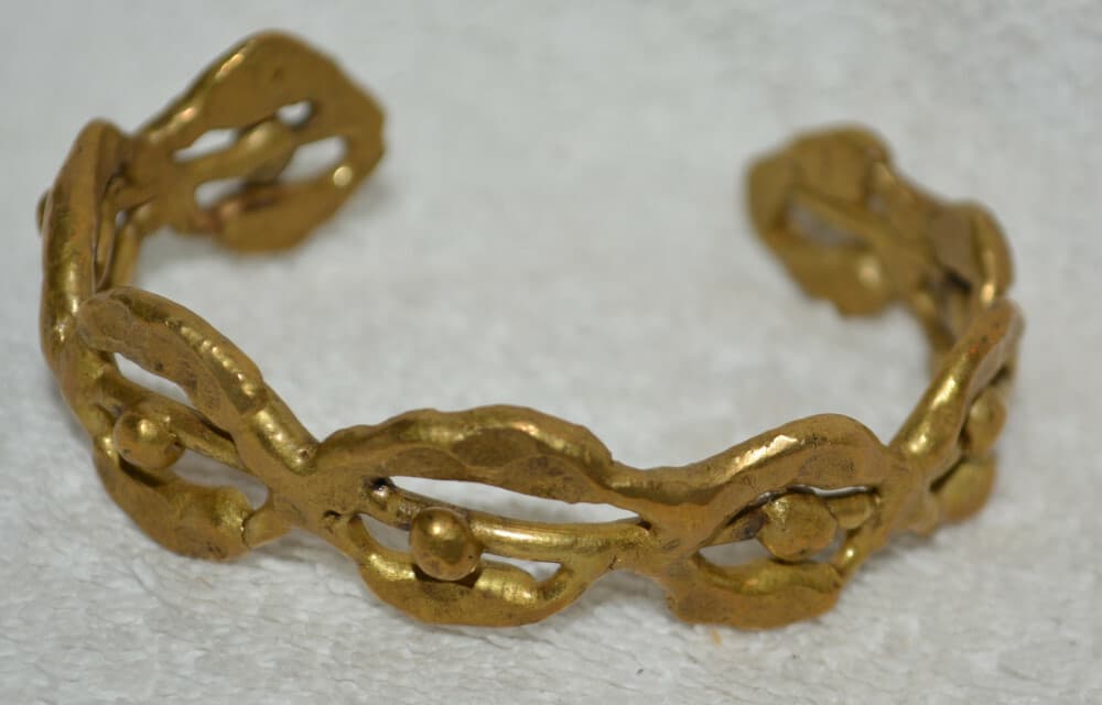 Brutalist Bracelet Mid Century Modern CREATIVE DESIGN details ICONIC Look