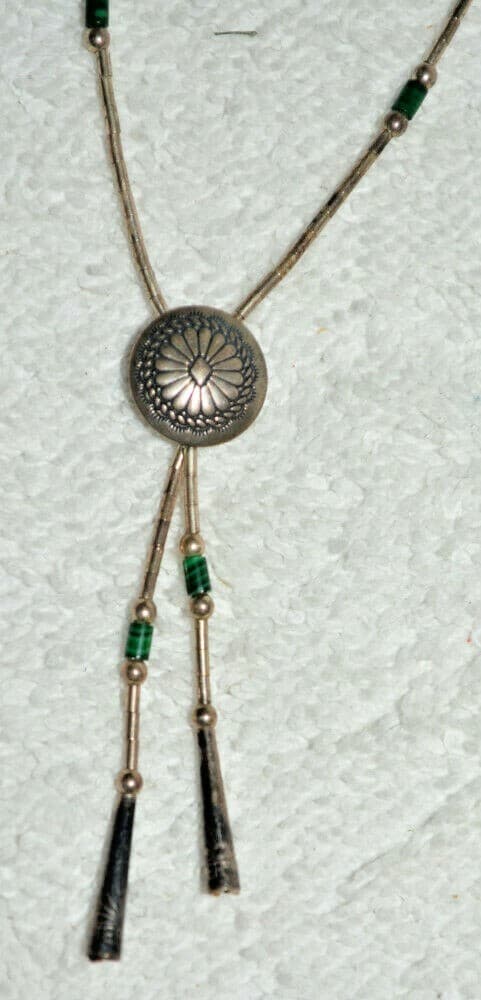 SOUTHWEST STYLE LIQUID SILVER MALACHITE BEAD NECKLACE