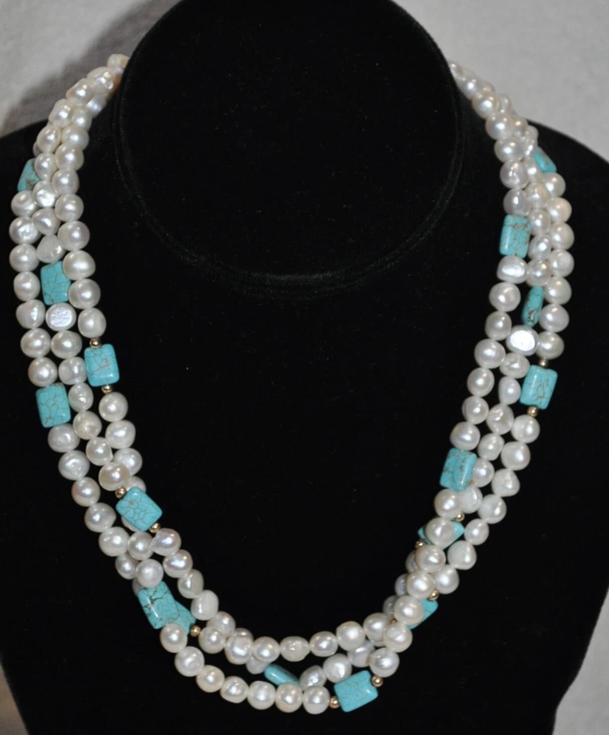14kt Yellow Gold Pearl & Turqoise Bead 18 " Necklace triple strand WOW