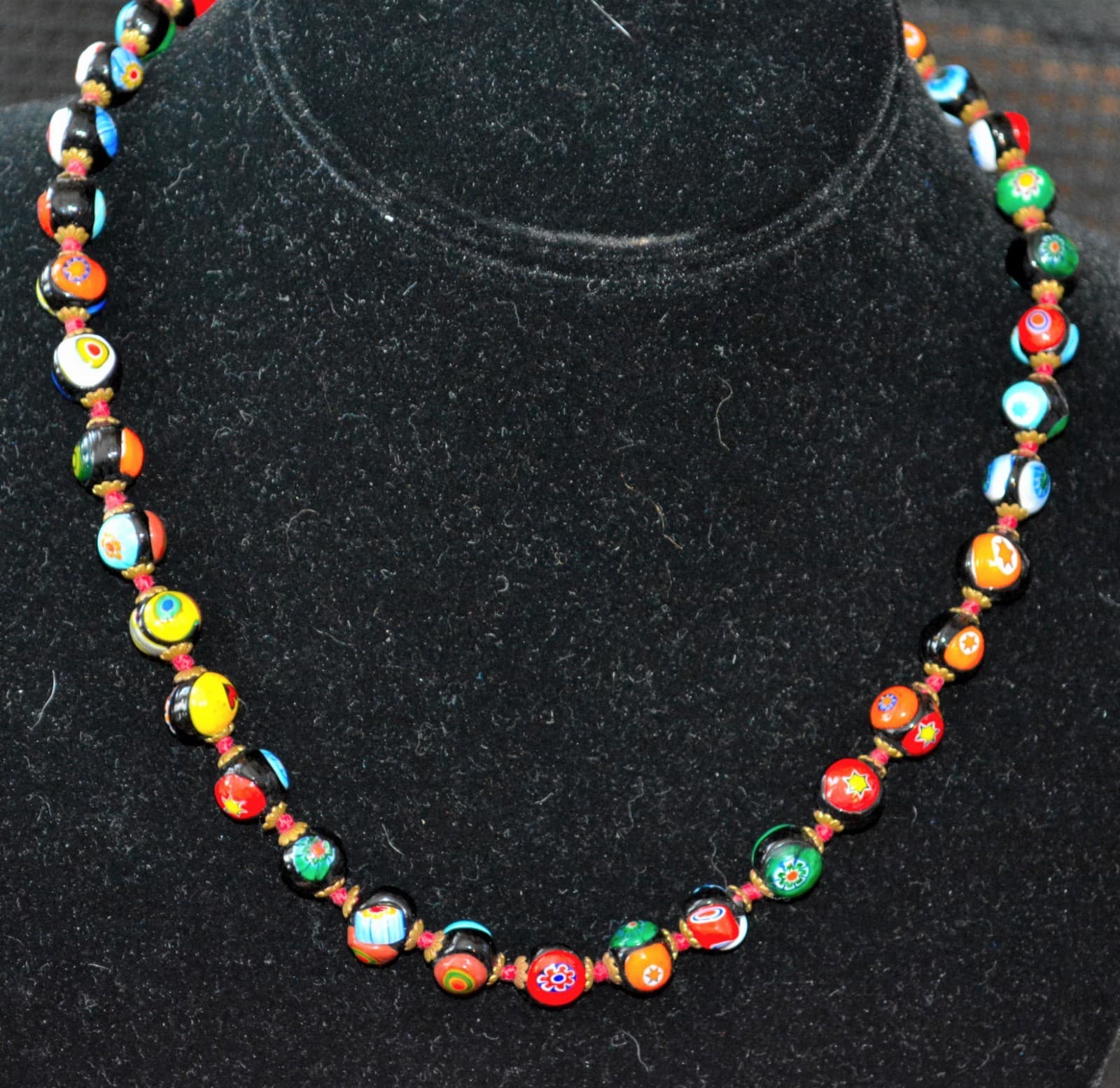 VINTAGE VENETIAN MILLEFIORI GLASS BEAD NECKLACE