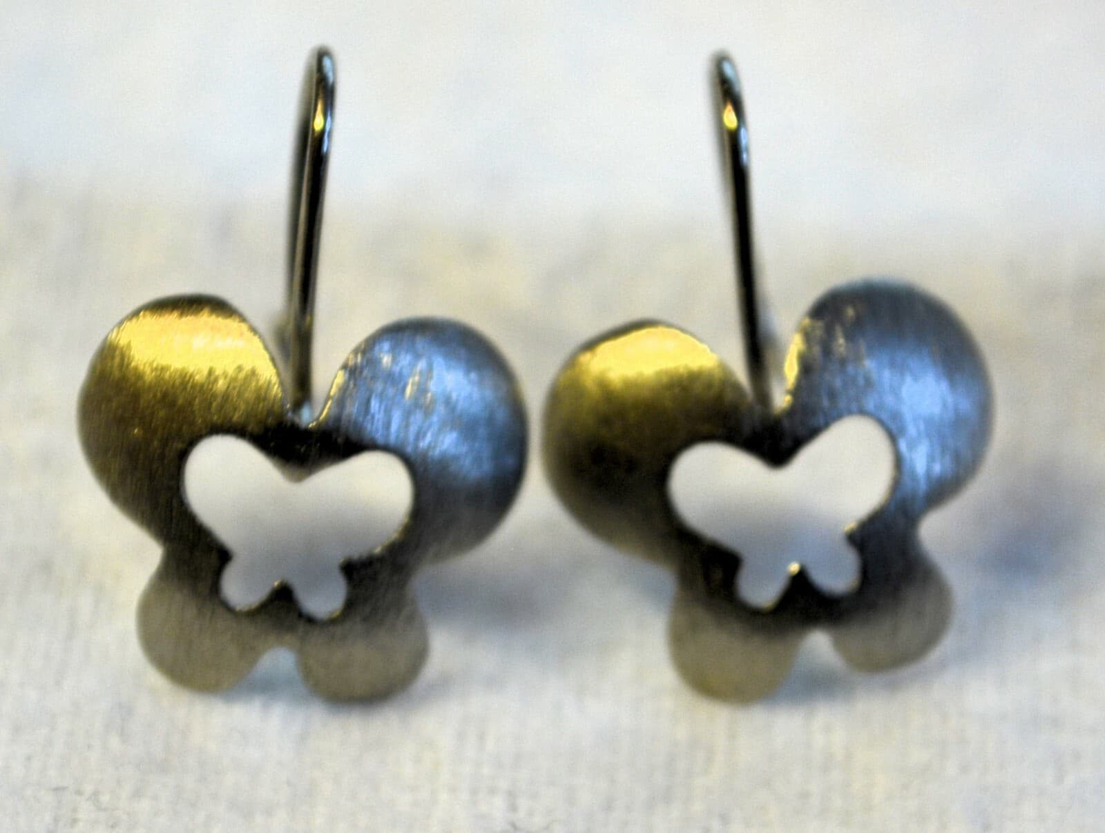 BAHUS venezuela 18K gold plated butterfly cut out earrings STUNNING CRISP silver