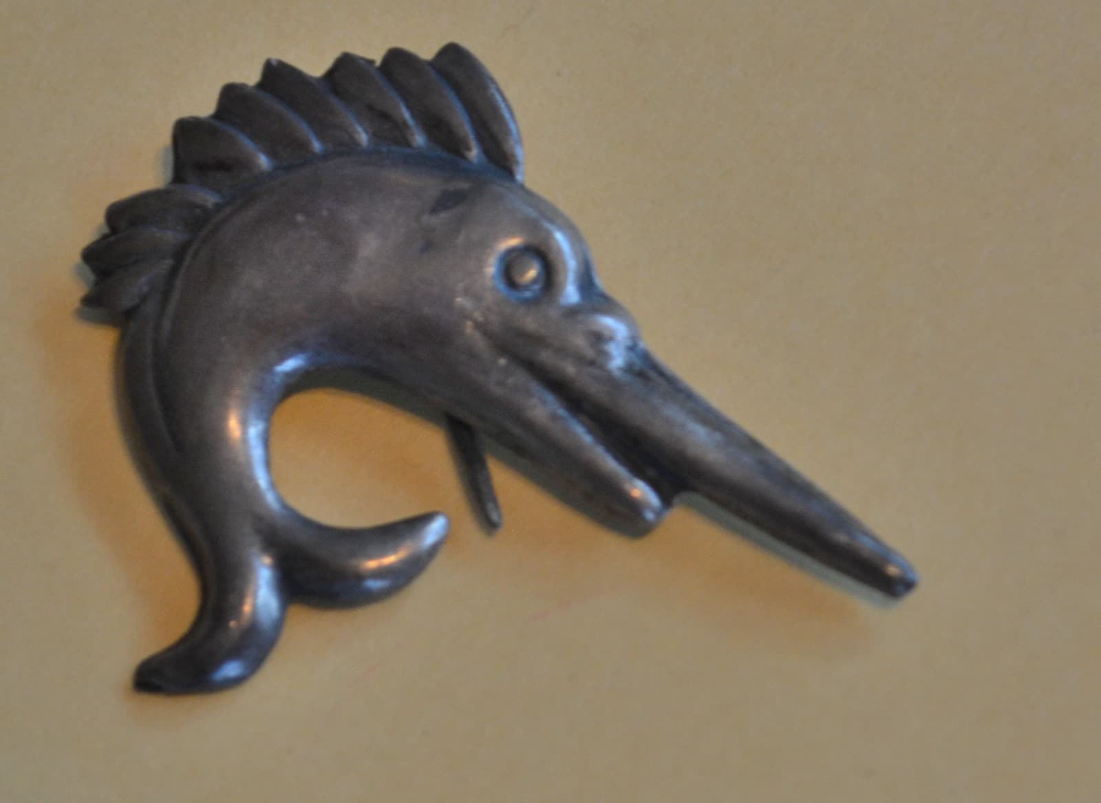 VINTAGE 1940'S MEXICO SILVER WHIMSICAL SWORDFISH FISH PIN signed 2.5 grams