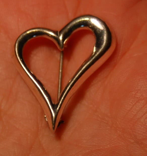 STERLING SILVER open heart pin brooch signed 3.5 grams