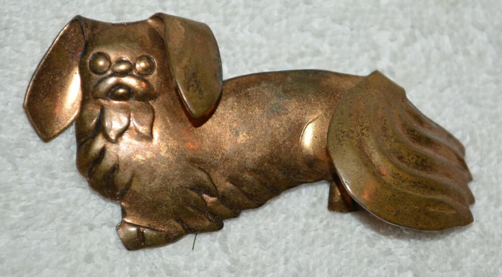 Vintage BRASS MCM Maltese Pekingese Dog Pin Brooch dimensional