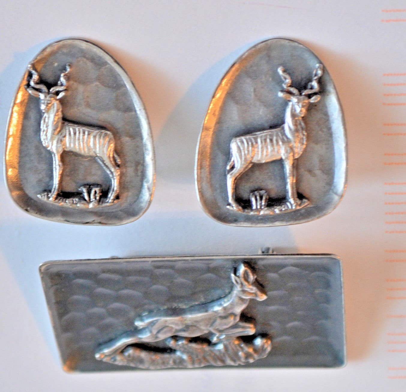VINTAGE SIMBA AFRICA REGD DEER silver Pin & earrings estate brooch