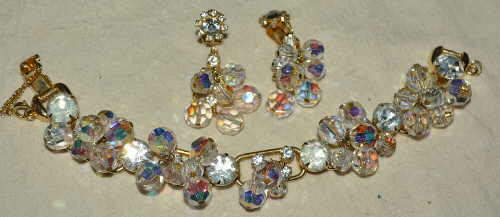 Juliana DeLizza & Elster Aurora Borealis Faceted Crystal bracelet & earrings