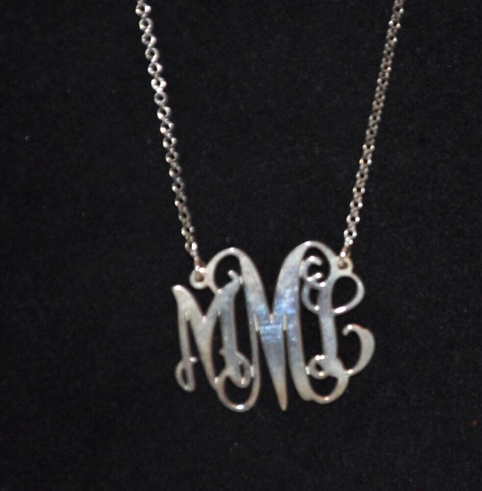 Vintage 925 Sterling Silver Initials "MML" Pendant Chain Necklace 4.9 grams