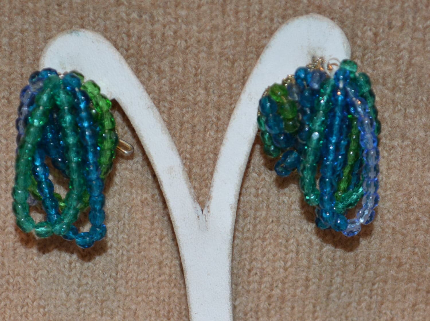 VINTAGE faceted cut BLUE GLASS CLUSTER BEAD unique EARRINGS
