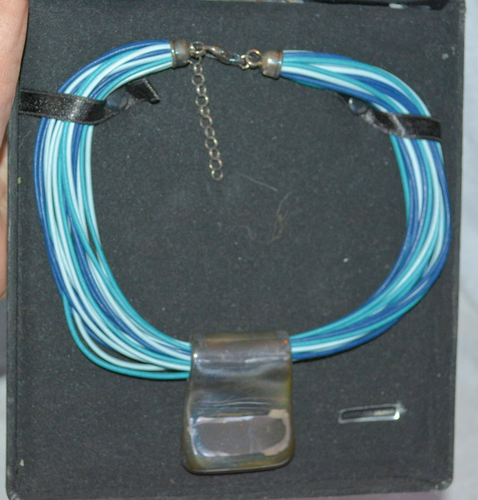 MODERN MILOR ITALY STERLING SILVER CHUNKY PENDANT 20 STRAND LEATHER CHOKER