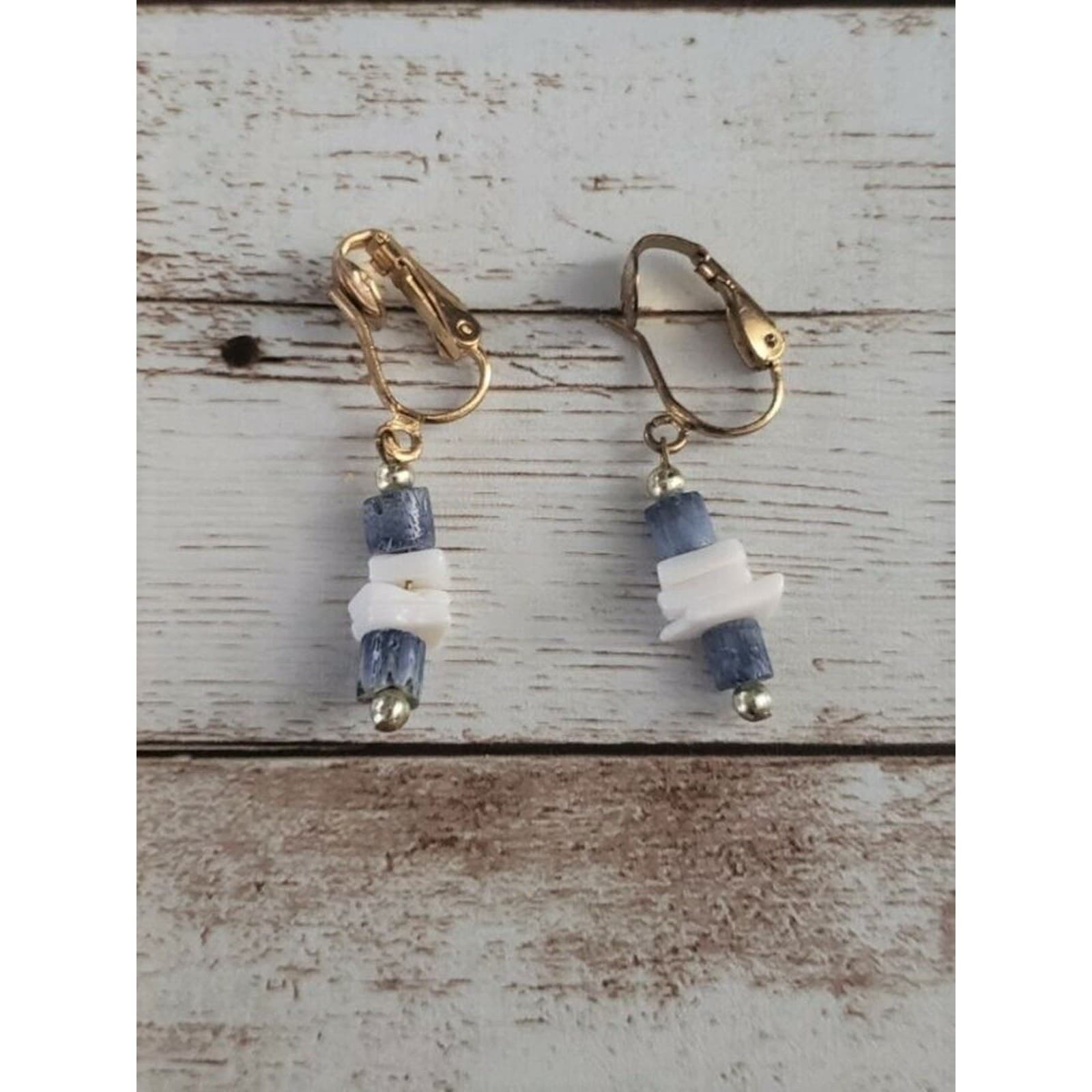 Vintage Clip On Earrings Blue & White Dangle