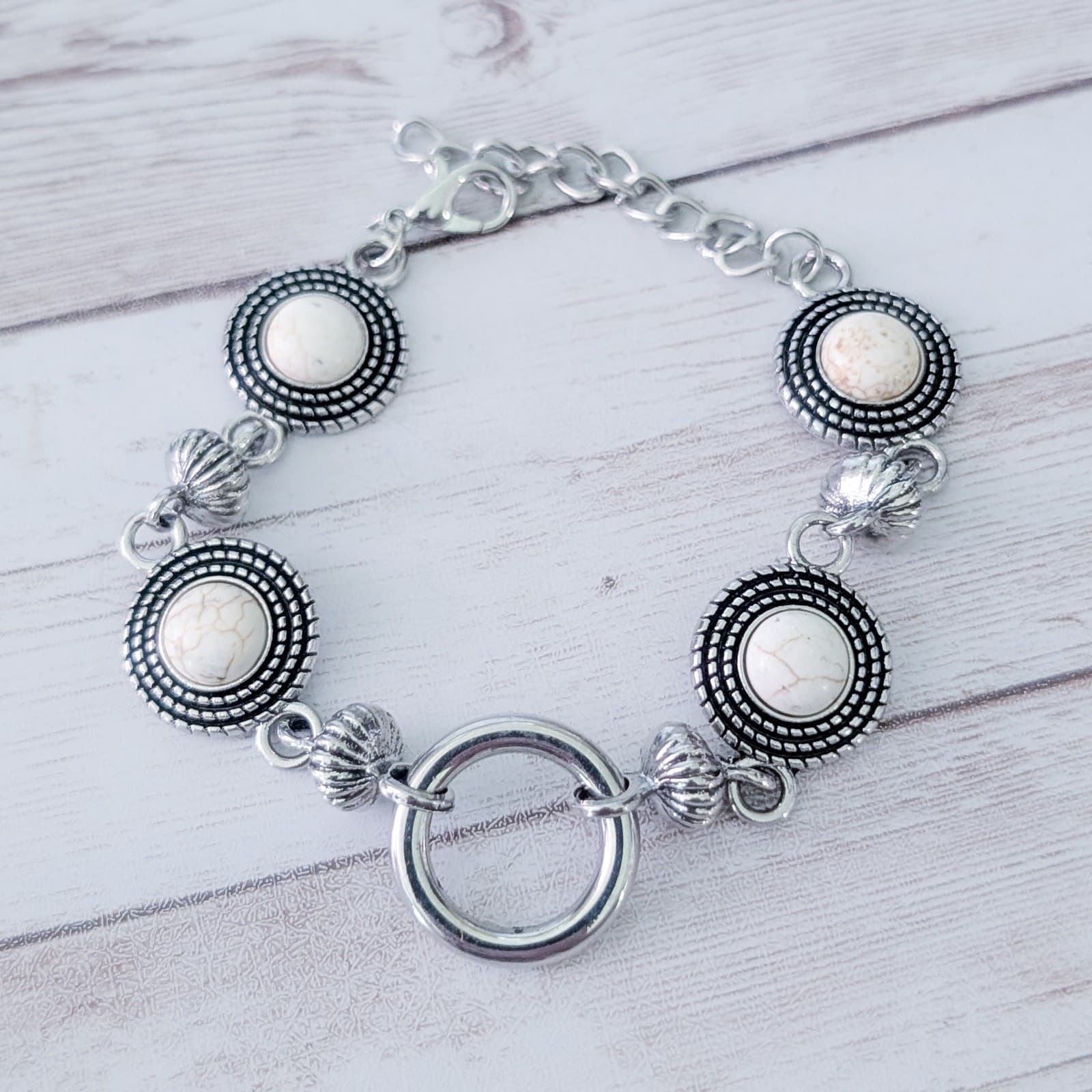 Vintage Clasp Bracelet Silver Tone with Cream Accents