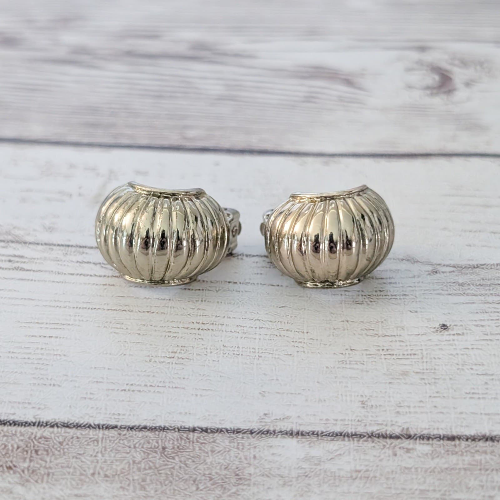 Vintage Clip On Earrings Hoop Like Gold Tone Ridged
