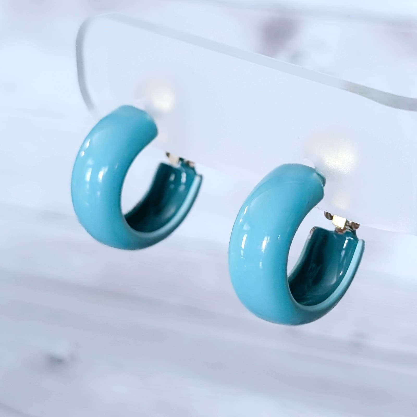 Vintage Clip On Earrings Light Blue Retro Chunky Hoops 0.75"