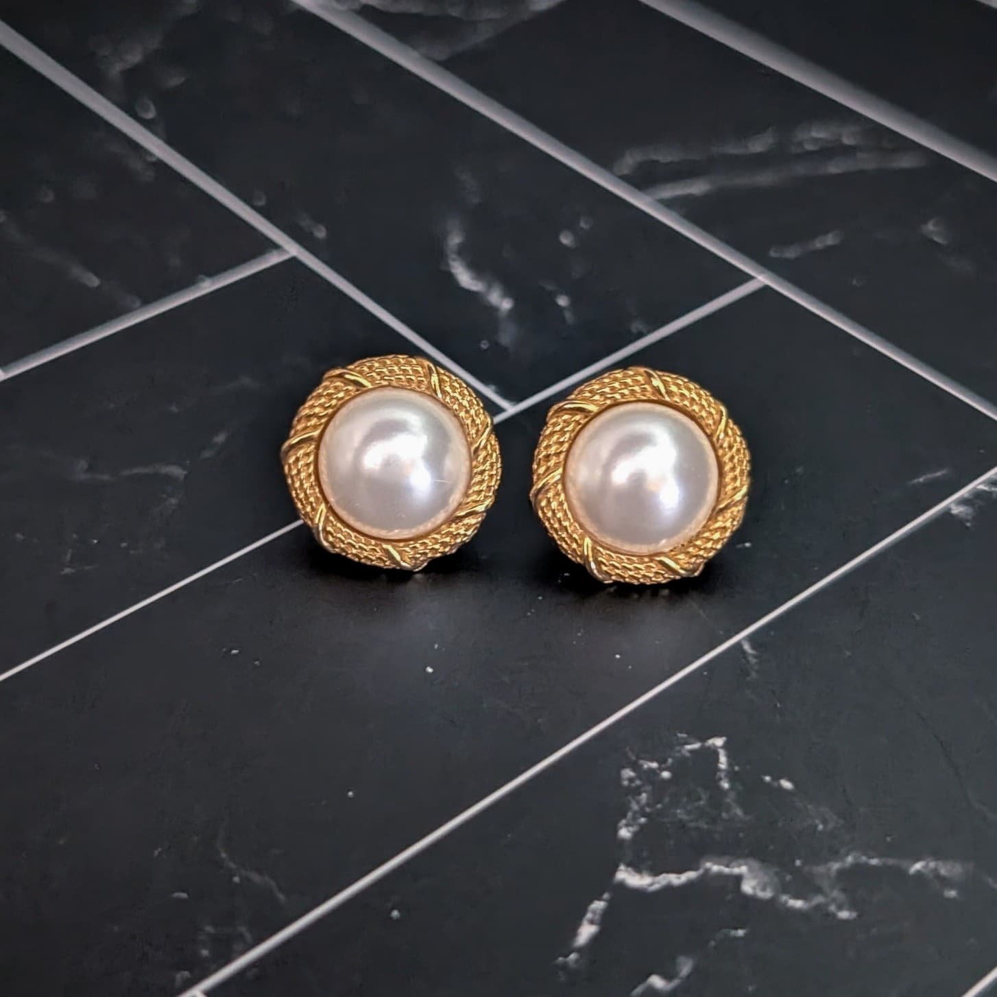 Vintage Stud Earrings Stylish Faux Pearl with Fancy Halo - Statement Glam