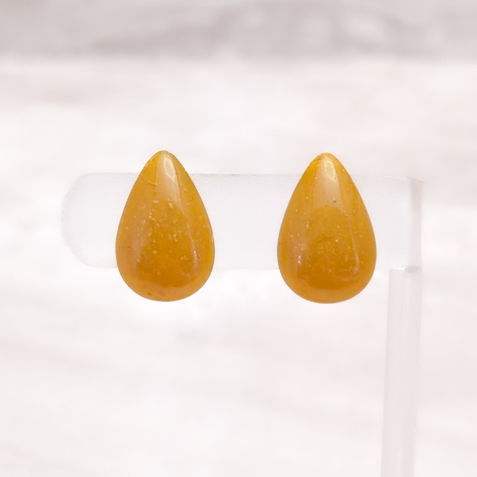 Vintage Clip On Earrings Dark Amber Tone Teardrop Shape Stylish Retro