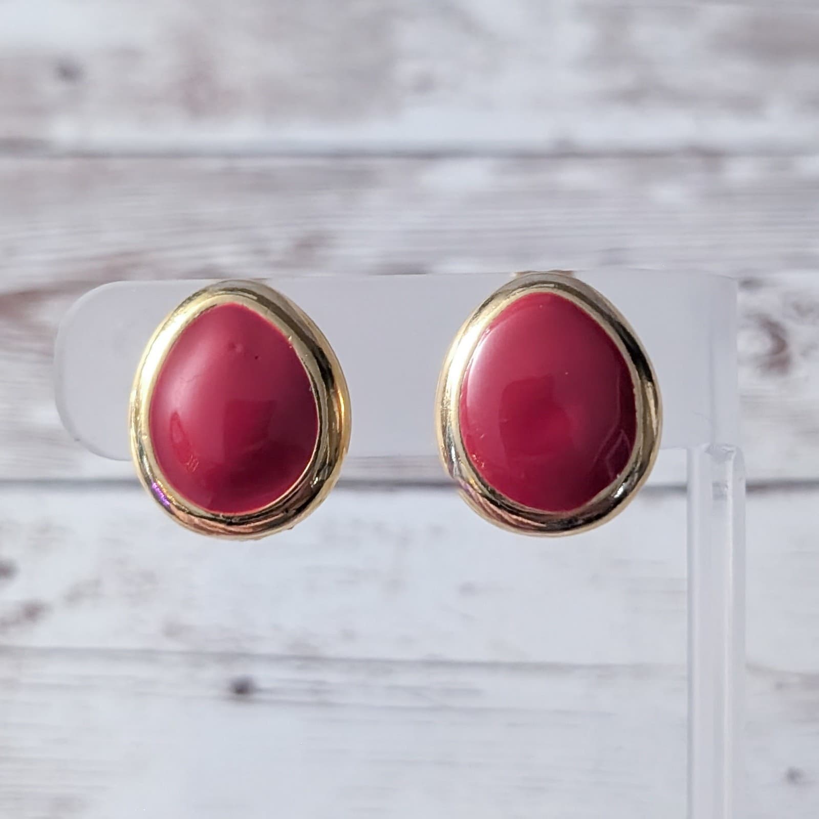 Vintage Clip On Earrings Red & Gold Tone Pear Shape