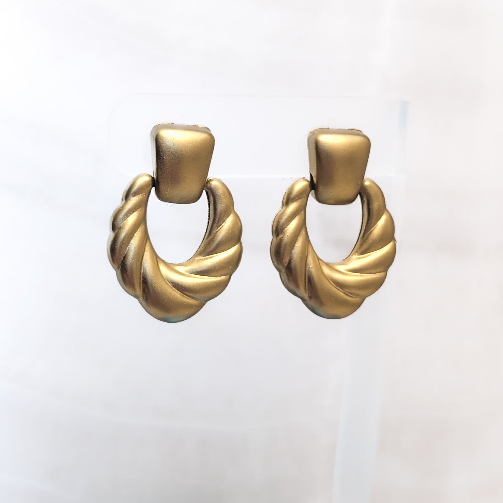 Vintage Stud Earrings Stylish Matte Antique Gold Tone 1 & 3/8"
