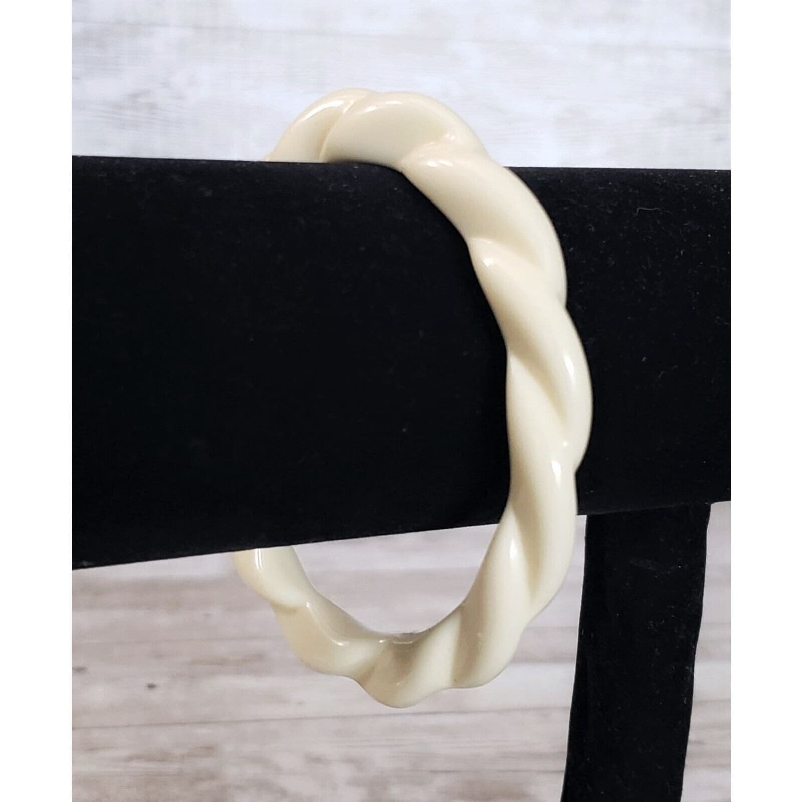 Vintage Bracelet / Bangle - Twisted Design Cream