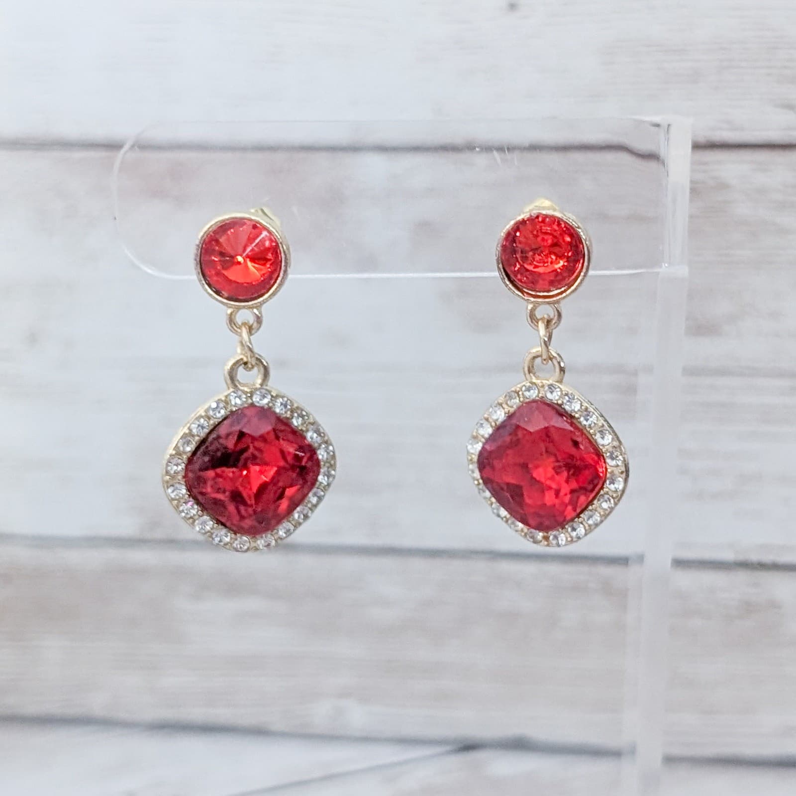 Vintage Stud Earrings Stylish & Elegant Red & Clear Gem, Gold Tone Dangle