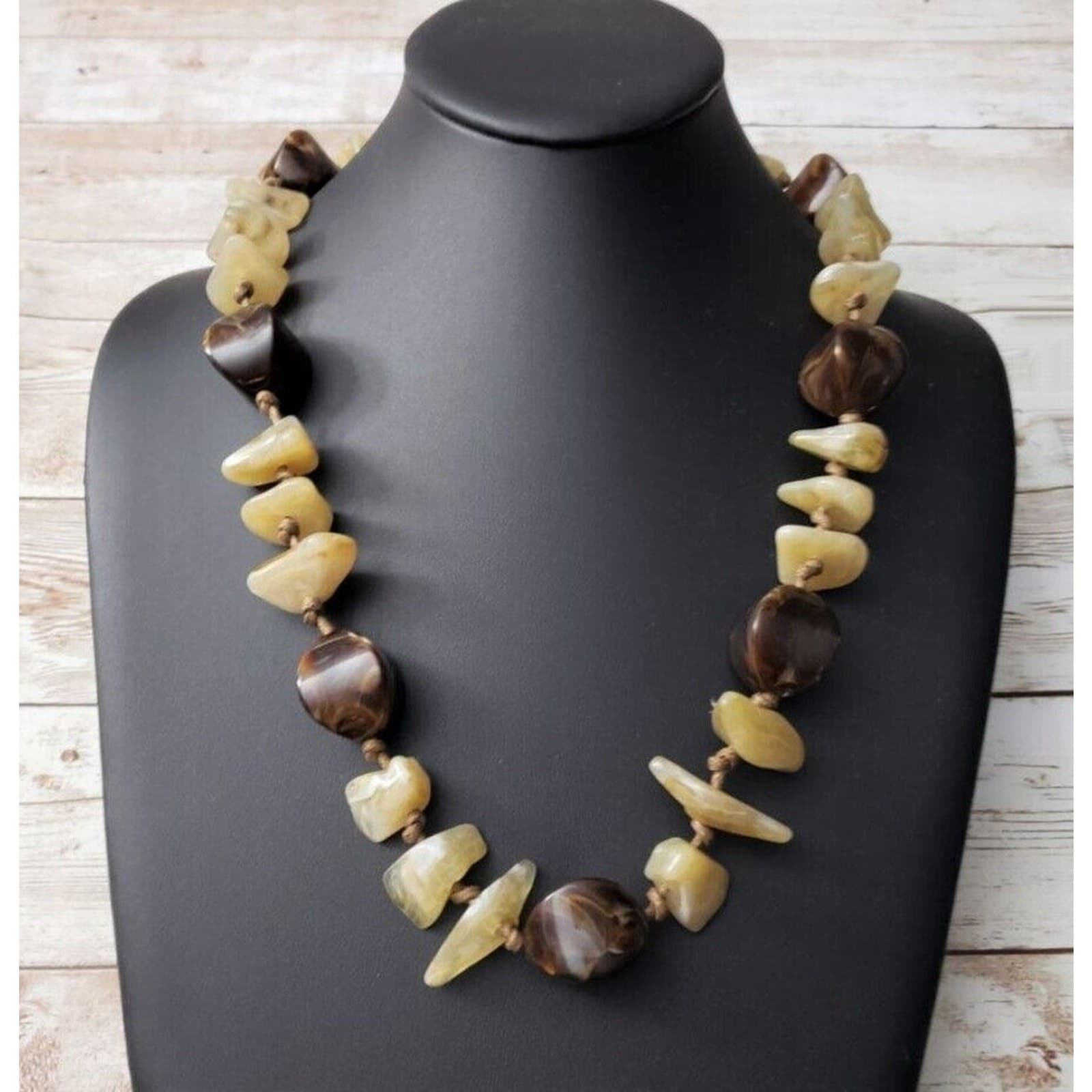 Vintage Necklace - Brown & Creamy Tan Chunky Statement Necklace