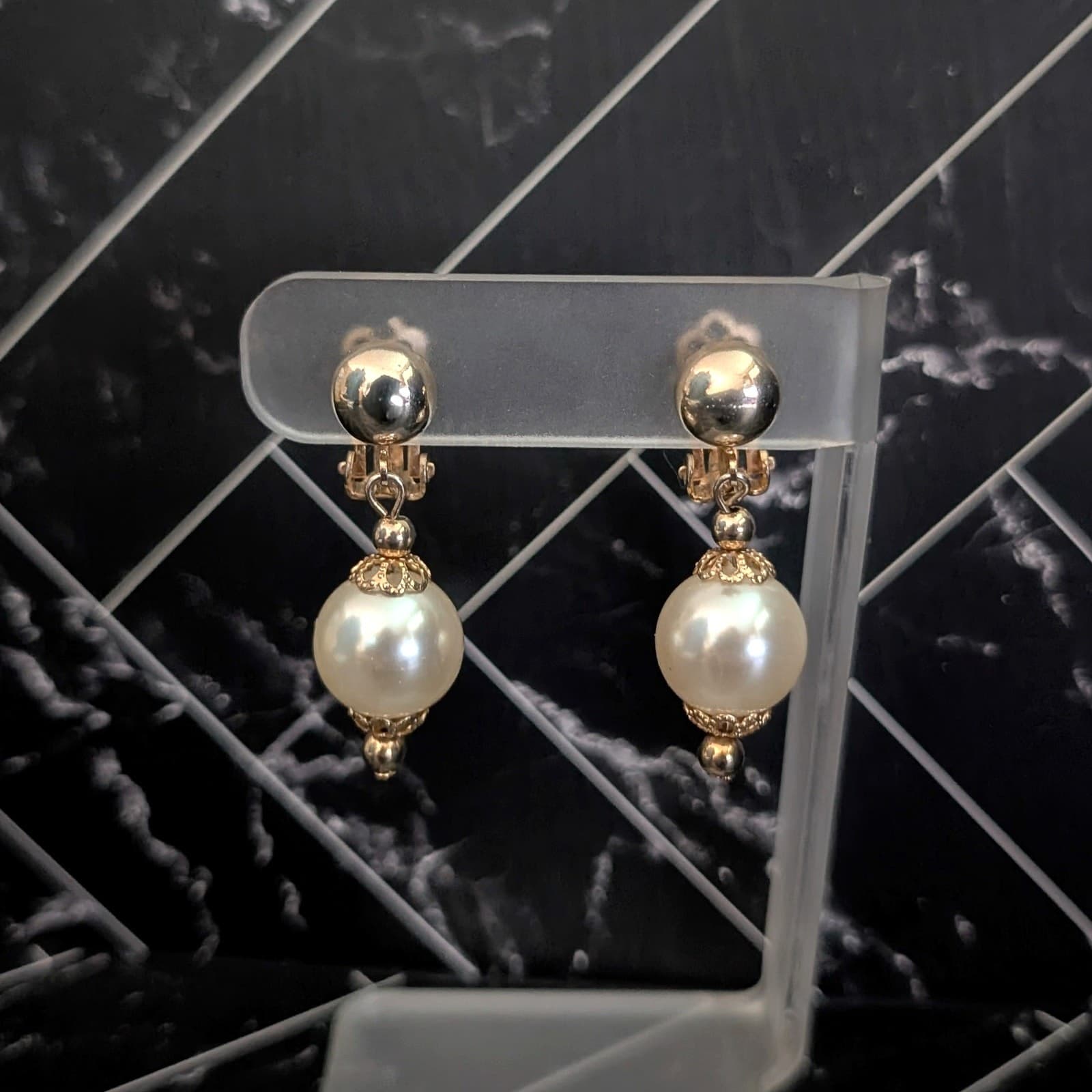 Vintage Clip On Earrings Elegant Faux Pearl & Gold Tone Stylish Dangle Statement