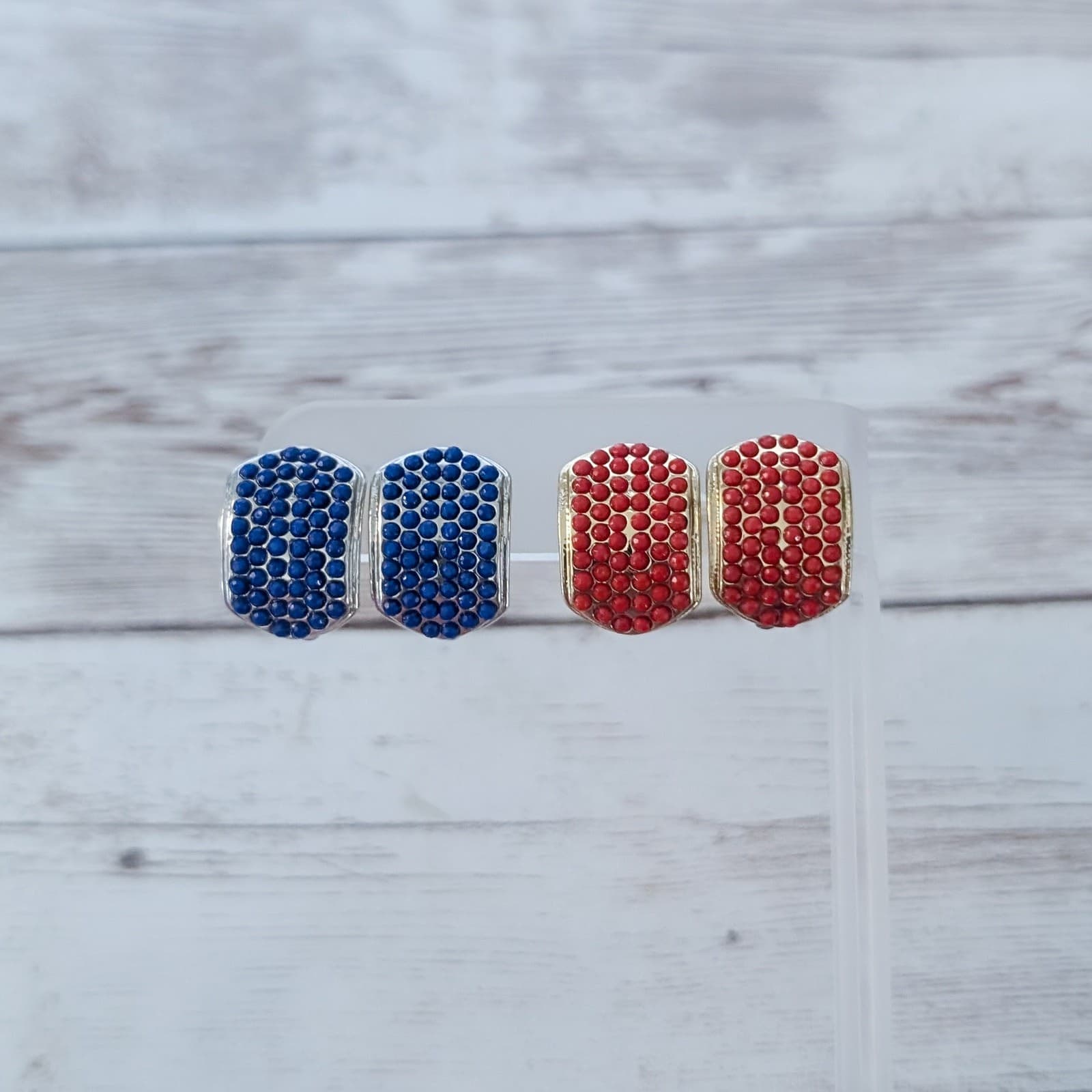2 Pairs of Vintage Clip On Earrings - Red & Blue 0.75"