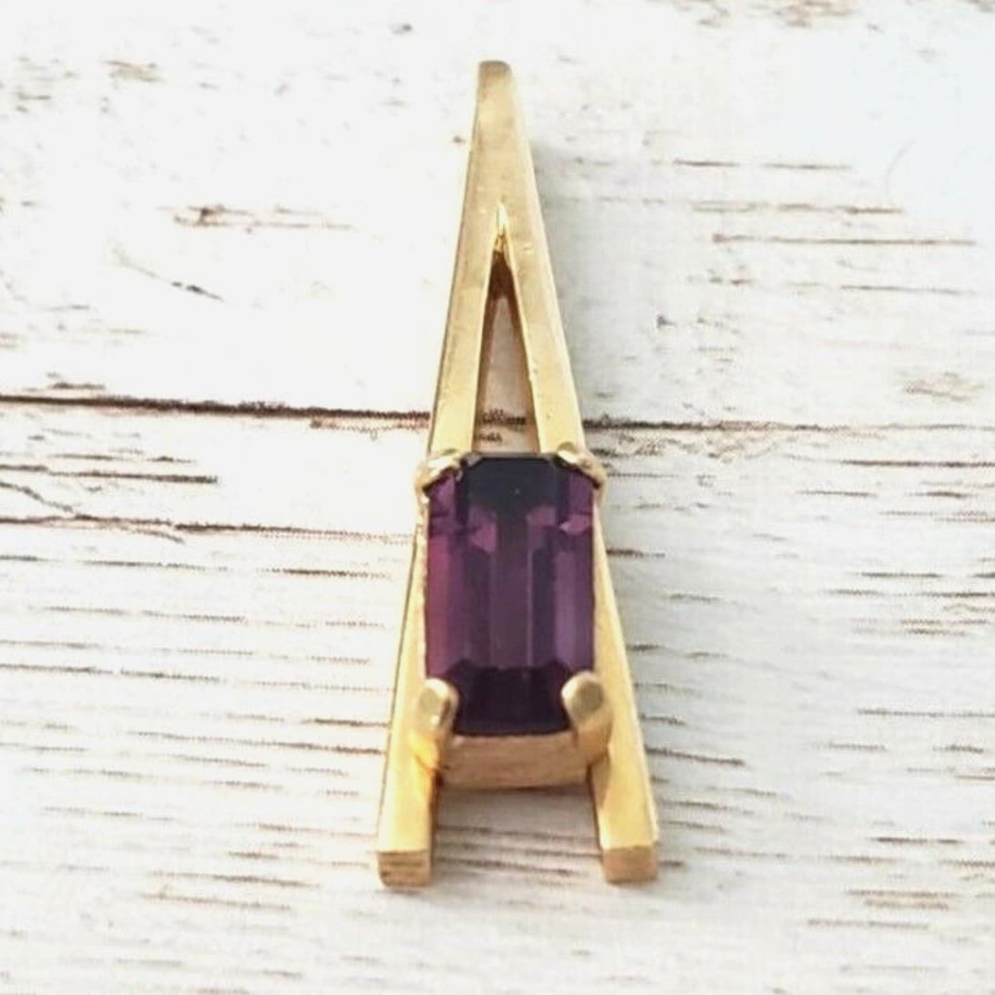 Vintage Avon Pendant - Statement Pendant - Gold Tone with Dark Purple Gem