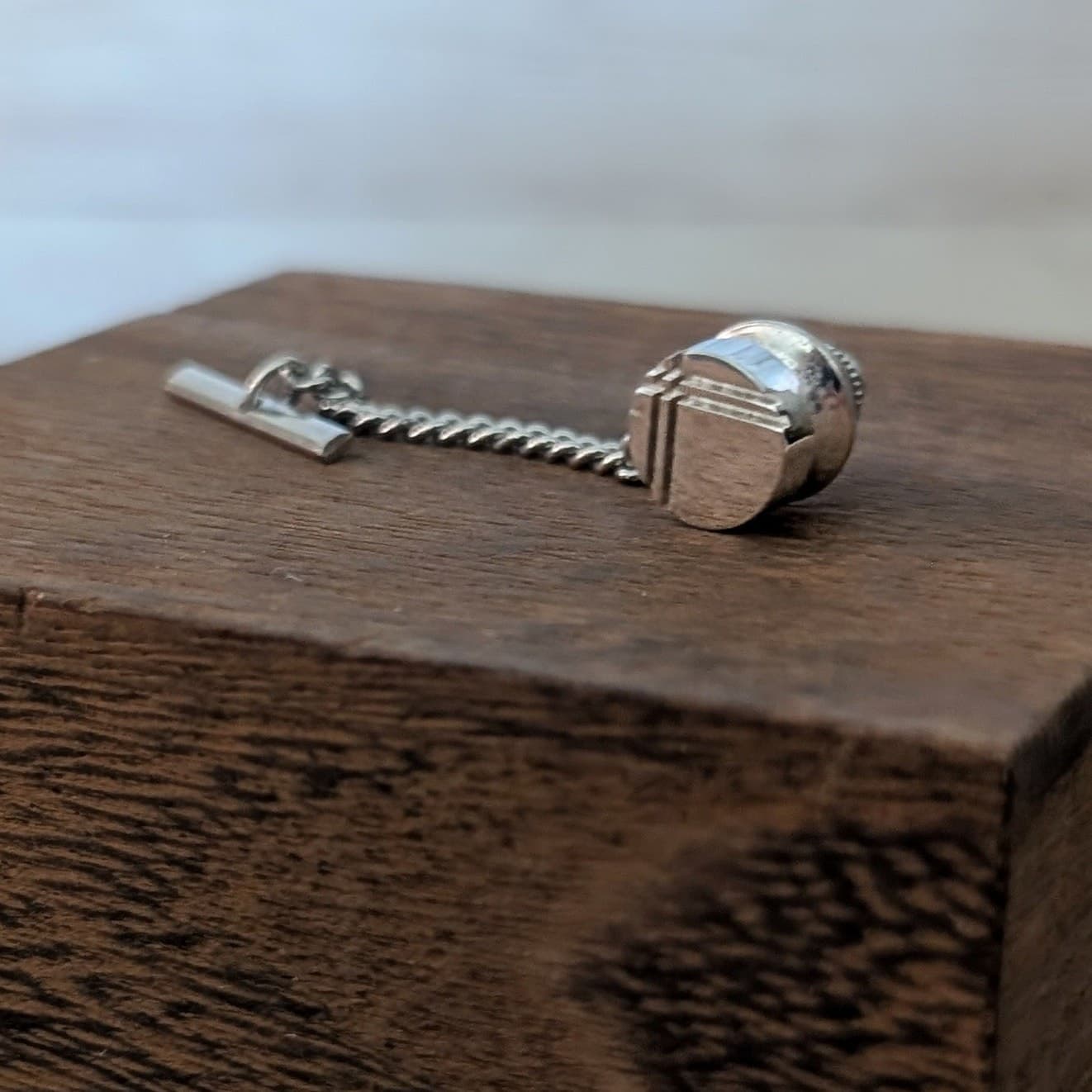 Vintage Tie Tack / Tie Pin - Stylish Silver Tone Circle