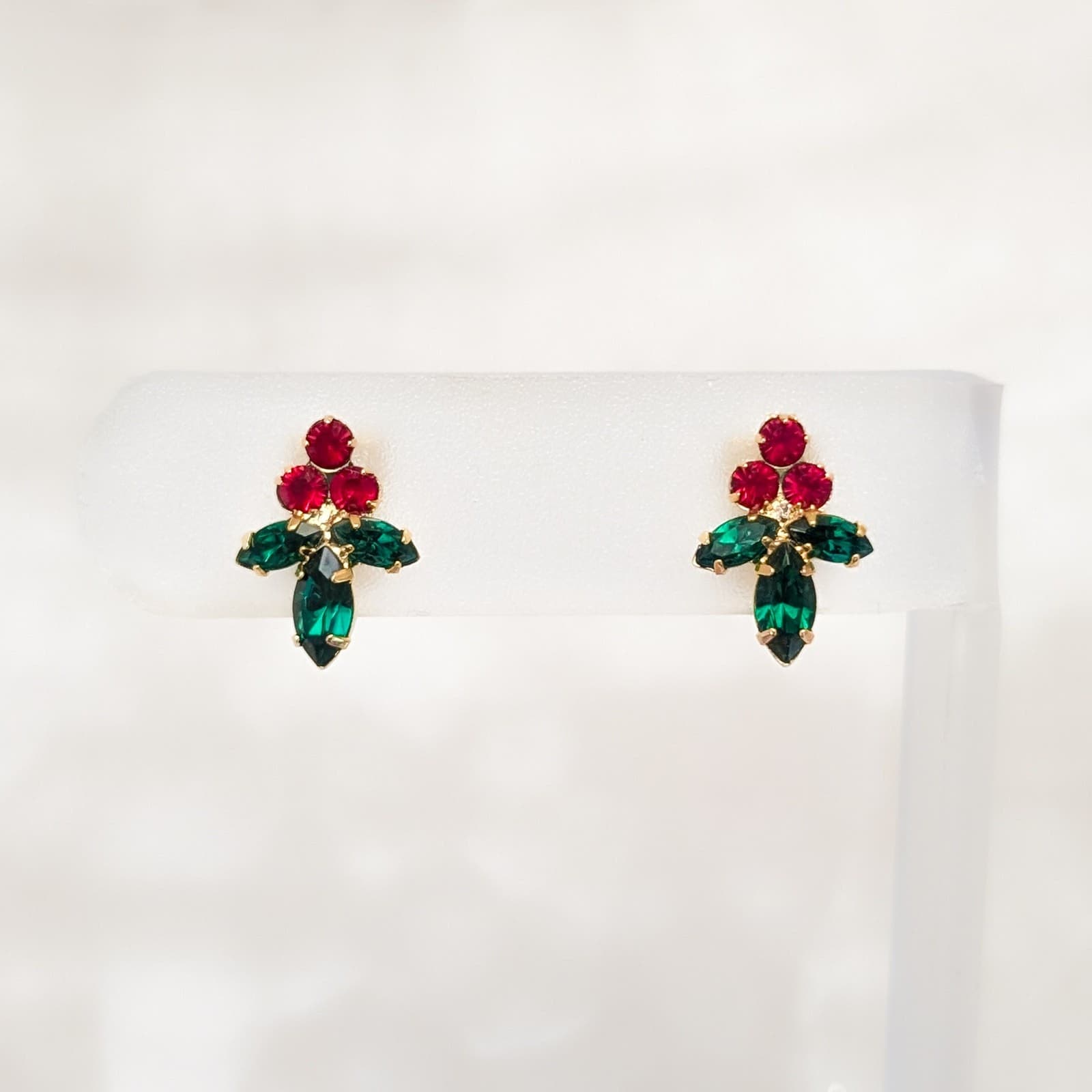 Vintage Clip On Earrings 5/8" Holly & Berries Christmas Theme Dainty Earrings