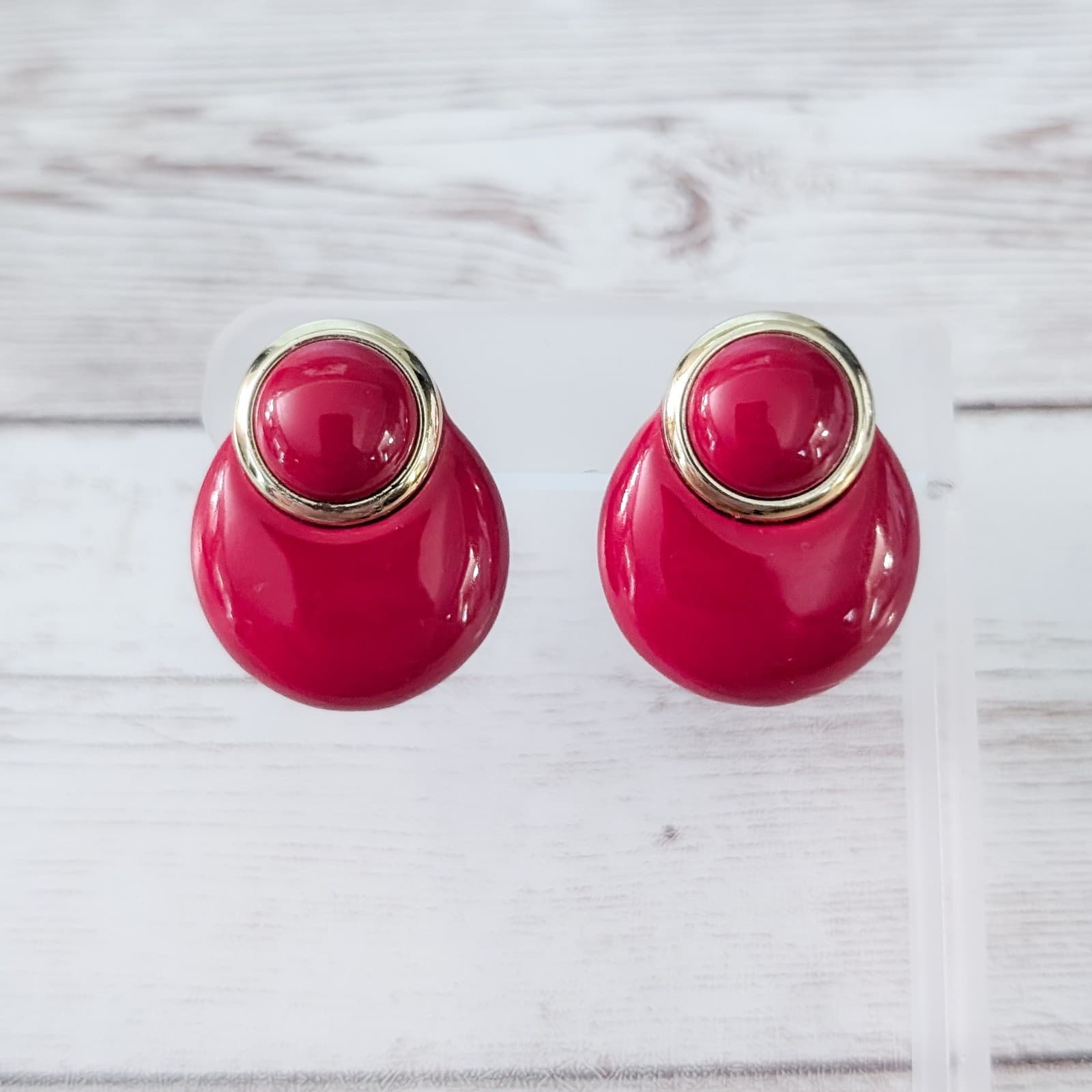 Vintage Stud Earrings Classy Retro Red & Gold Tone Stylish Statement