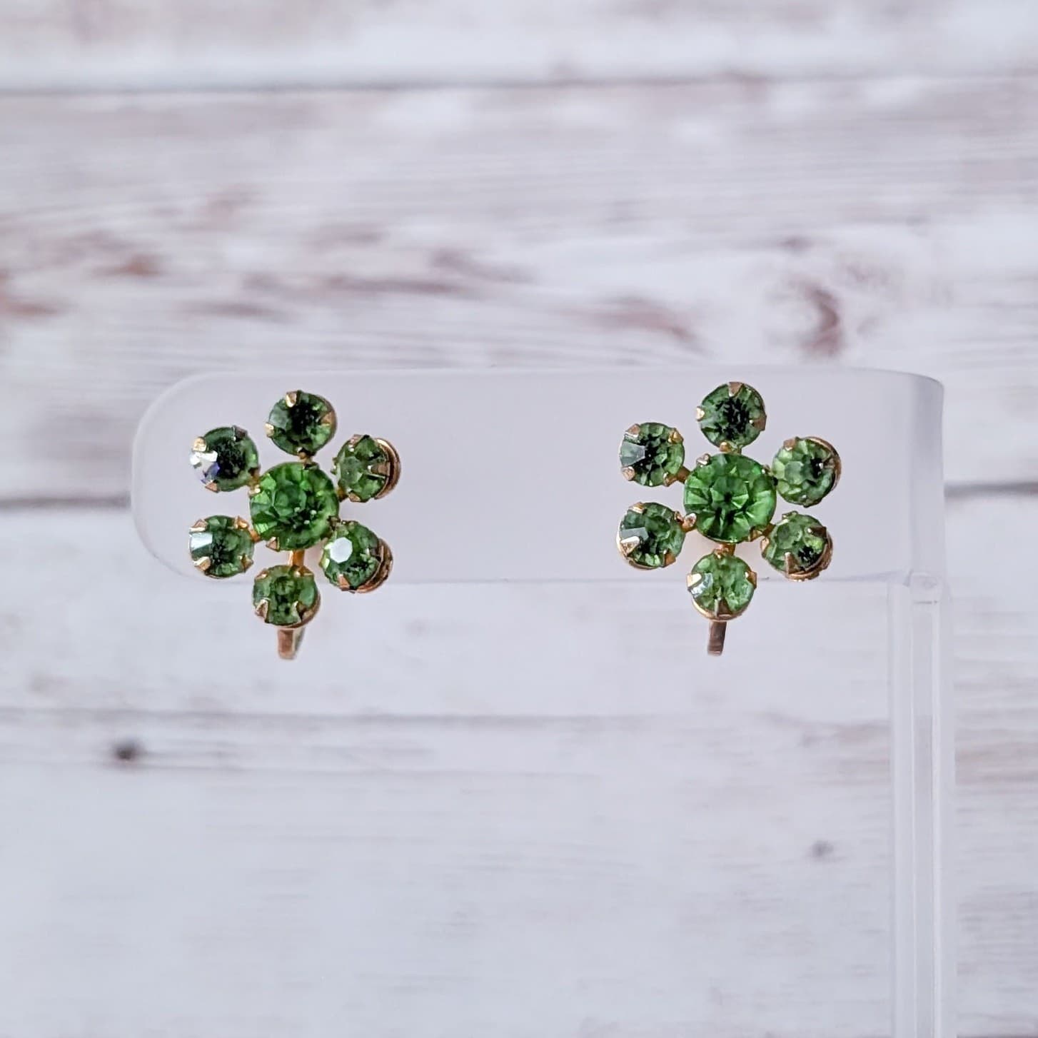 Vintage Screw Back Earrings Green Gems Flower 5/8"