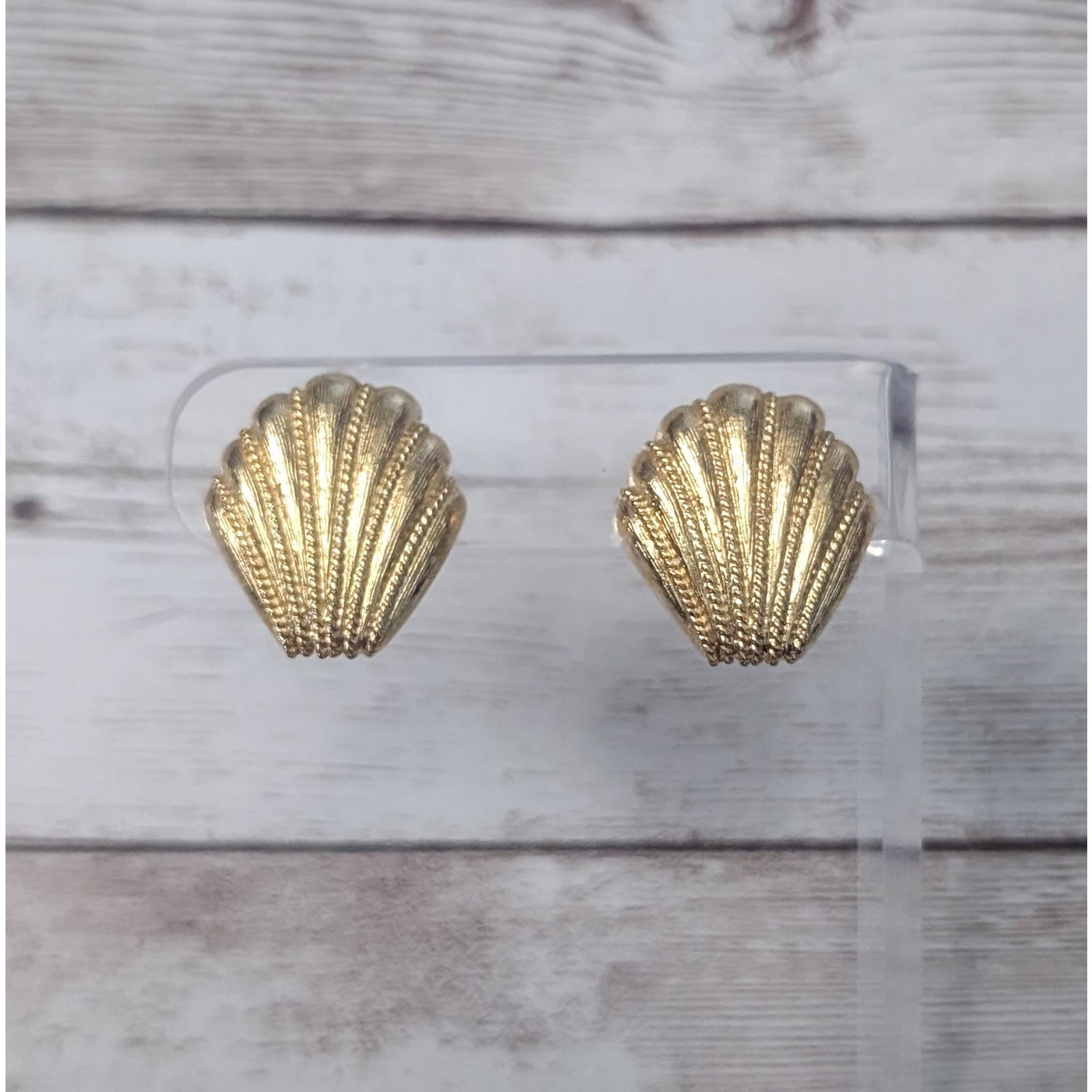 Vintage Stud Earrings For Pierced Ears 7/8" Gold Tone Flourish