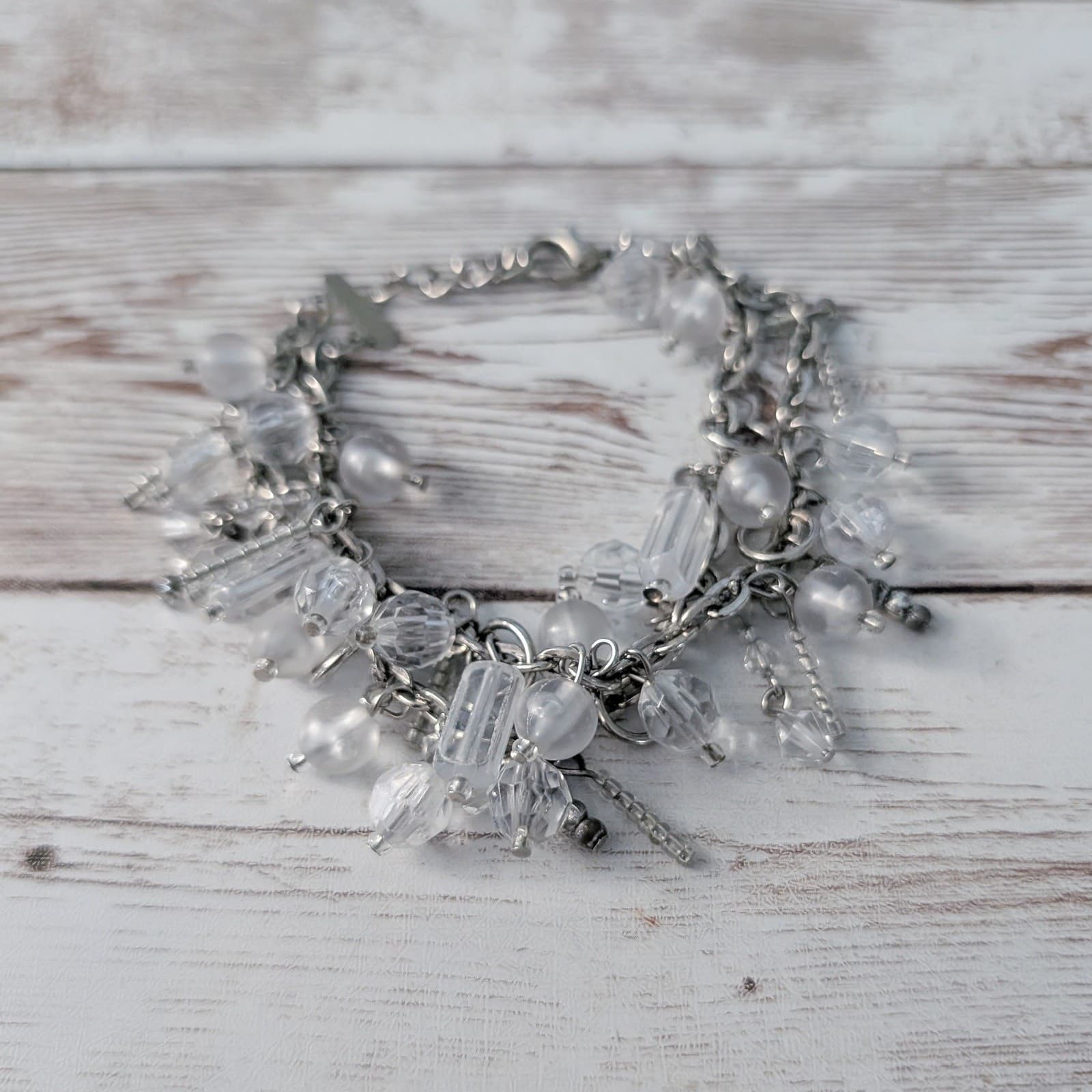 Silver Tone Bracelet with Clear and Frosted Beads