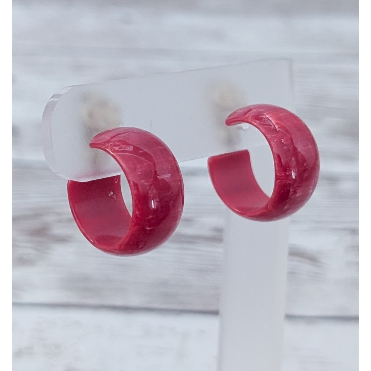 Vintage Clip On Earrings Red Marbled? Hoops Retro