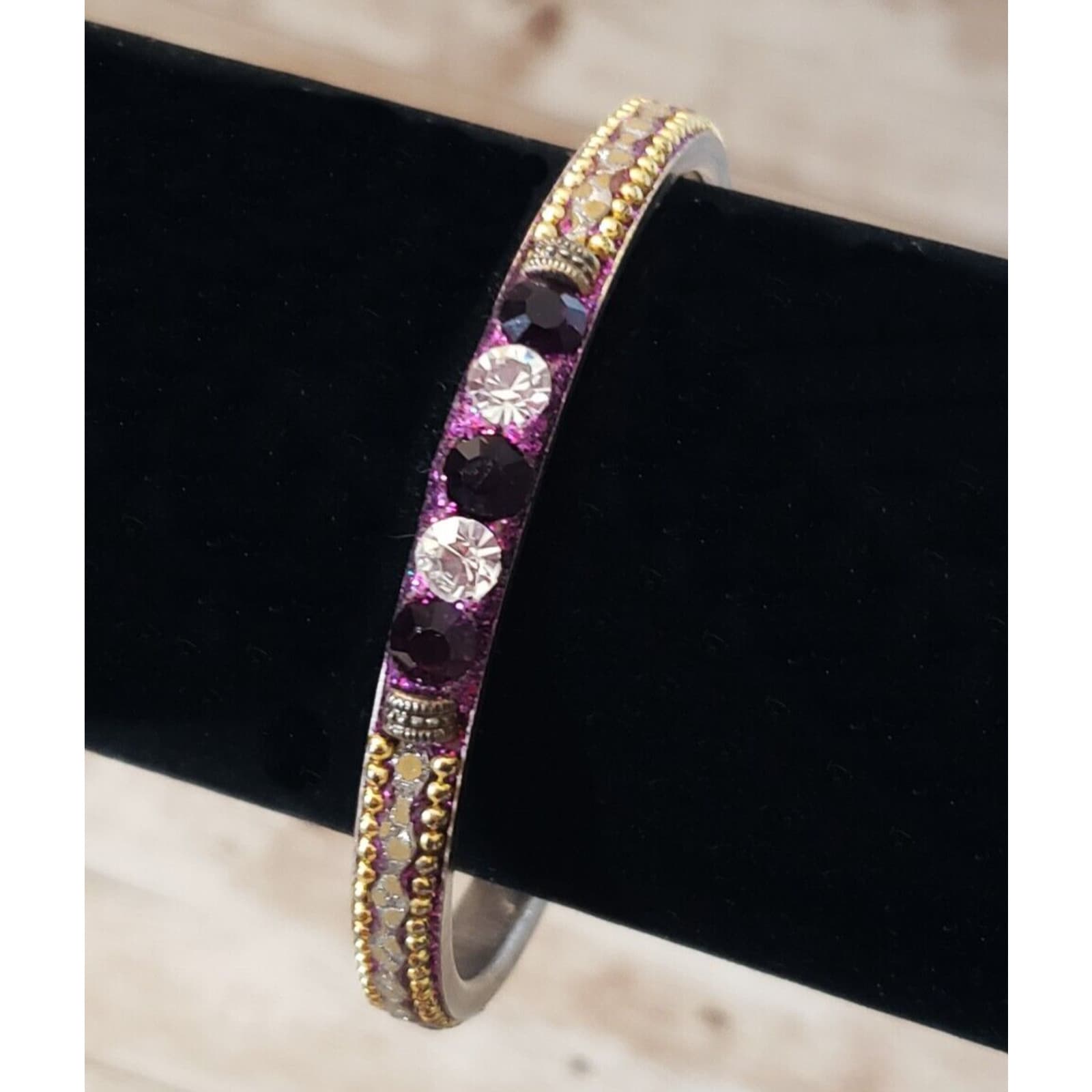 Vintage Bracelet / Bangle - Stunning Bangle Purple Tones 7.25"
