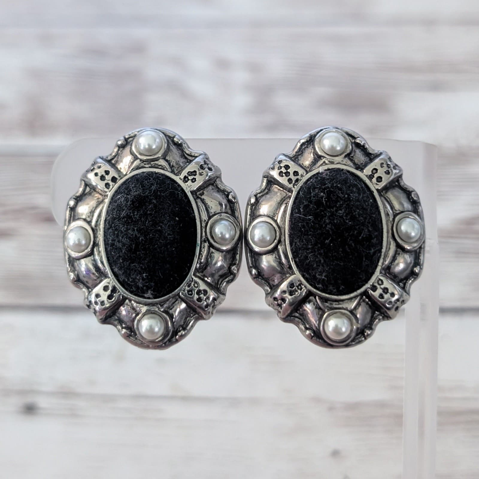 Vintage Clip On Earrings Large Regal Statement Silver Tone/Black