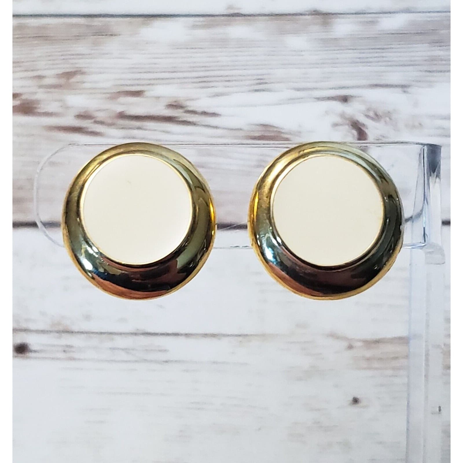 Vintage Clip On Earrings Cream & Gold Tone Circle 7/8"