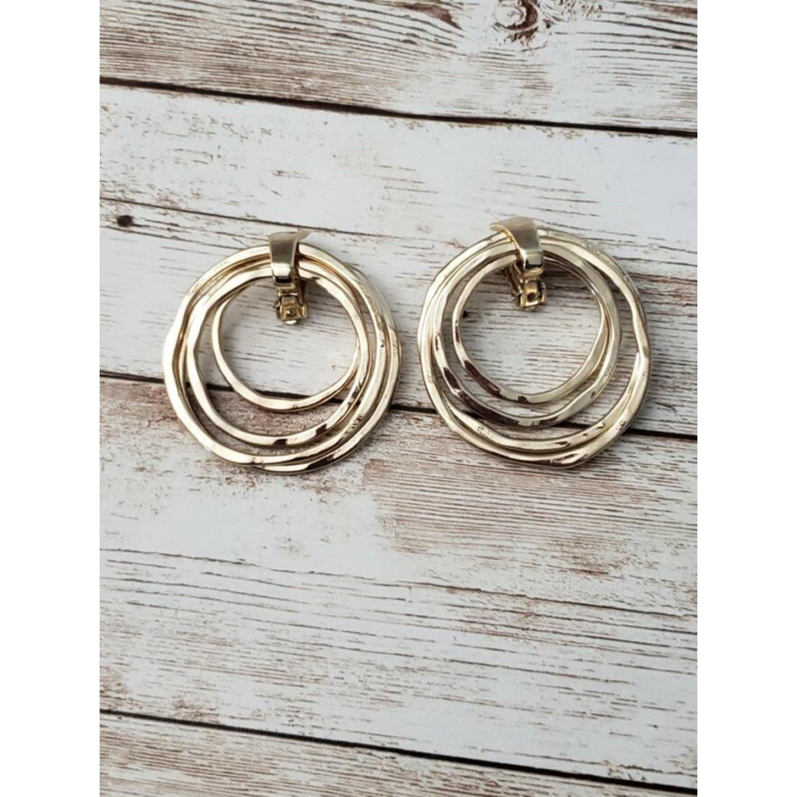 Vintage Clip On Earrings Light Gold Tone Wavy Multi Circle Dangle Large