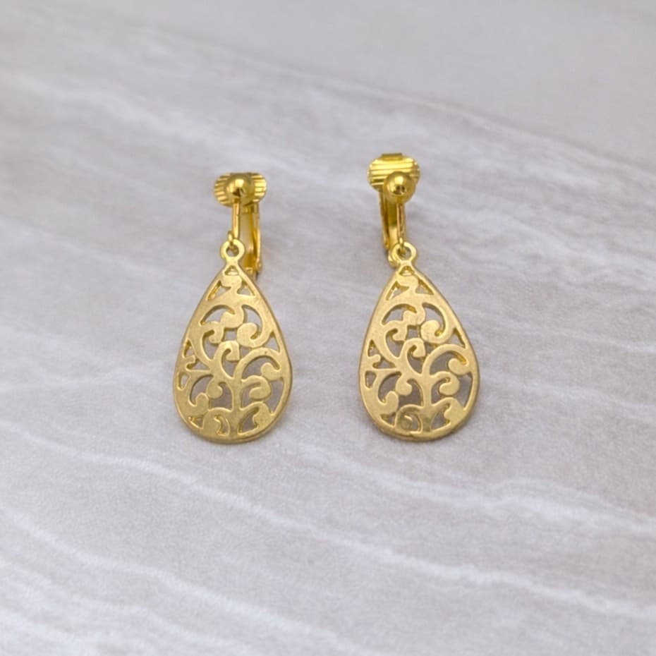 Vintage Clip On Earrings Gold Tone Ornate Cut Out Teardrop Shape Dangle Drop