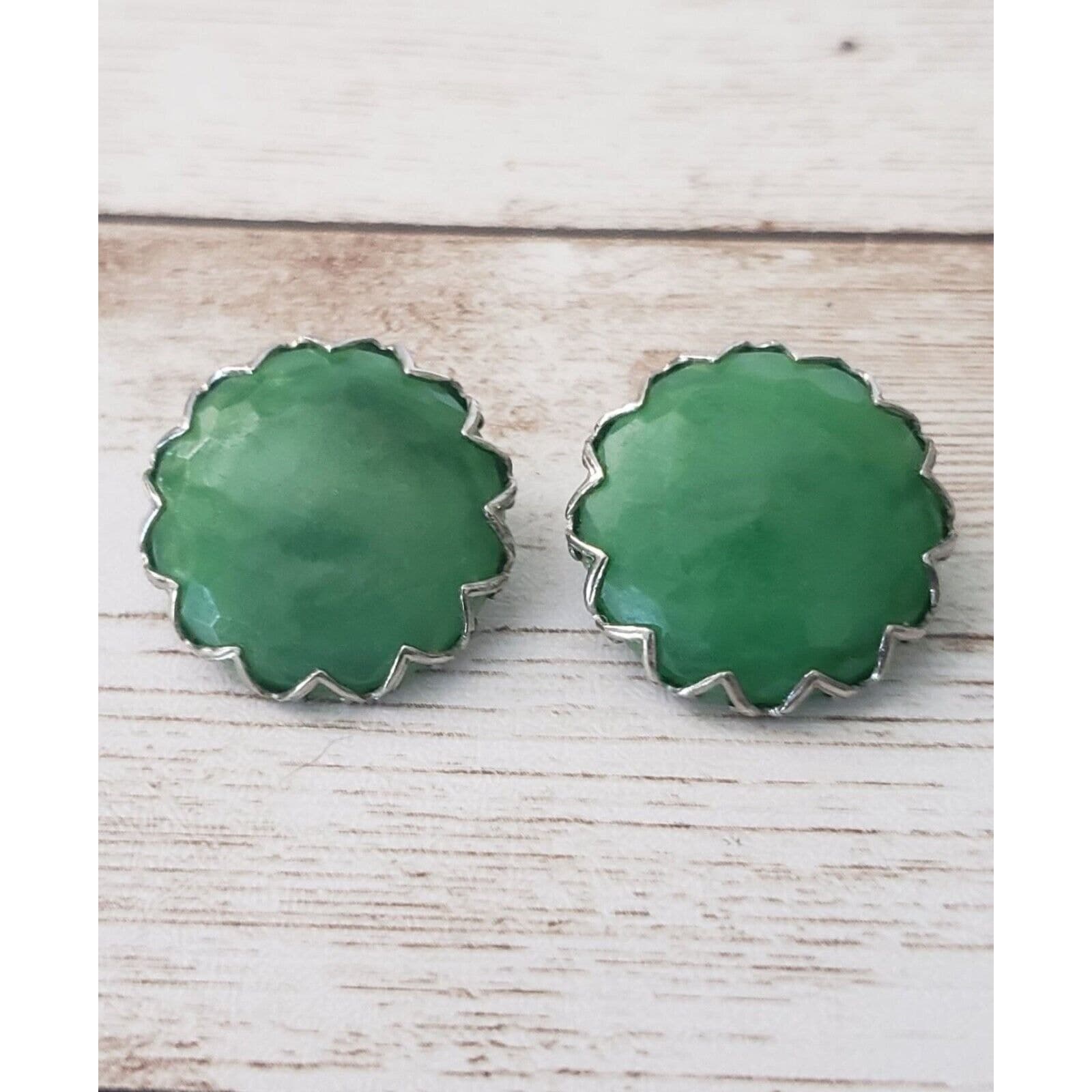 Vintage Clip On Earrings - Green with Zig Zag Halo - 0.75"